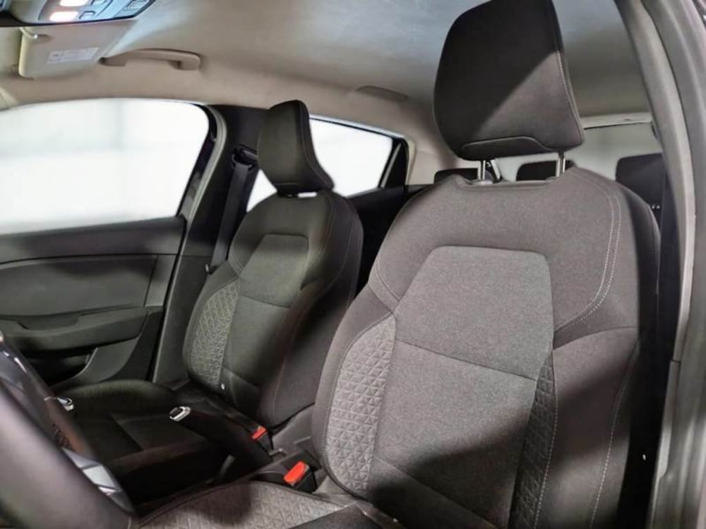 Renault Clio usata a Salerno (11)