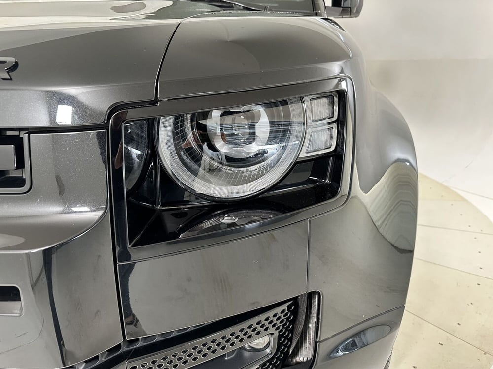 Land Rover Defender usata a Torino (17)