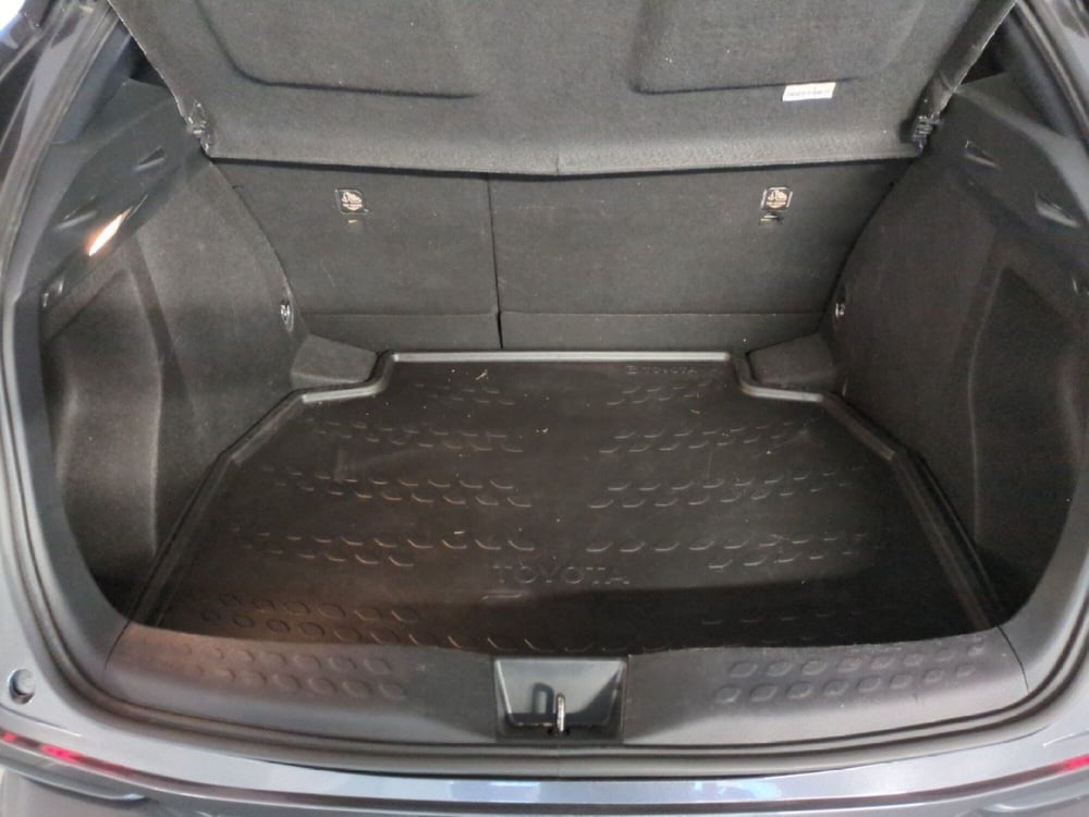 Toyota Toyota C-HR usata a Milano (10)