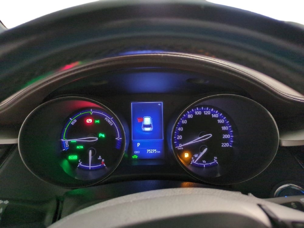 Toyota Toyota C-HR usata a Milano (13)
