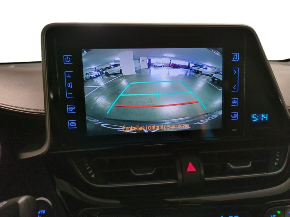 Toyota Toyota C-HR usata a Milano (17)