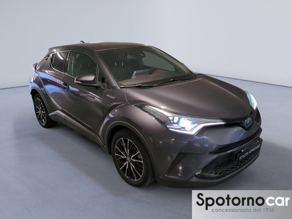 Toyota Toyota C-HR usata a Milano (7)