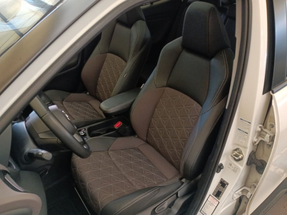Toyota Yaris Cross usata a Milano (11)