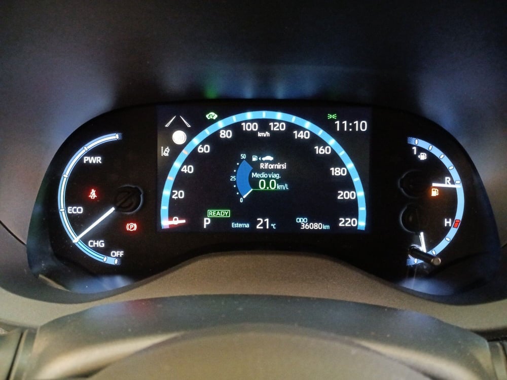 Toyota Yaris Cross usata a Milano (13)