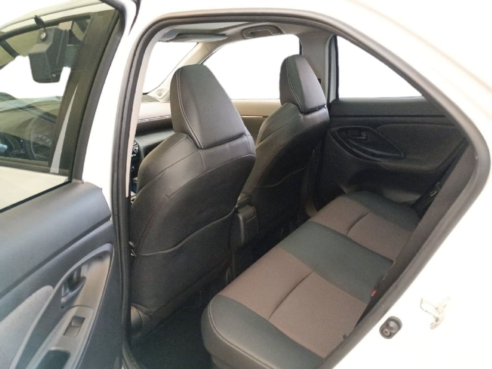 Toyota Yaris Cross usata a Milano (16)