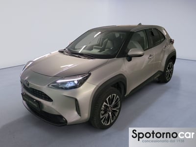 Toyota Yaris Cross 1.5 Hybrid 5p. E-CVT Lounge del 2021 usata a Milano