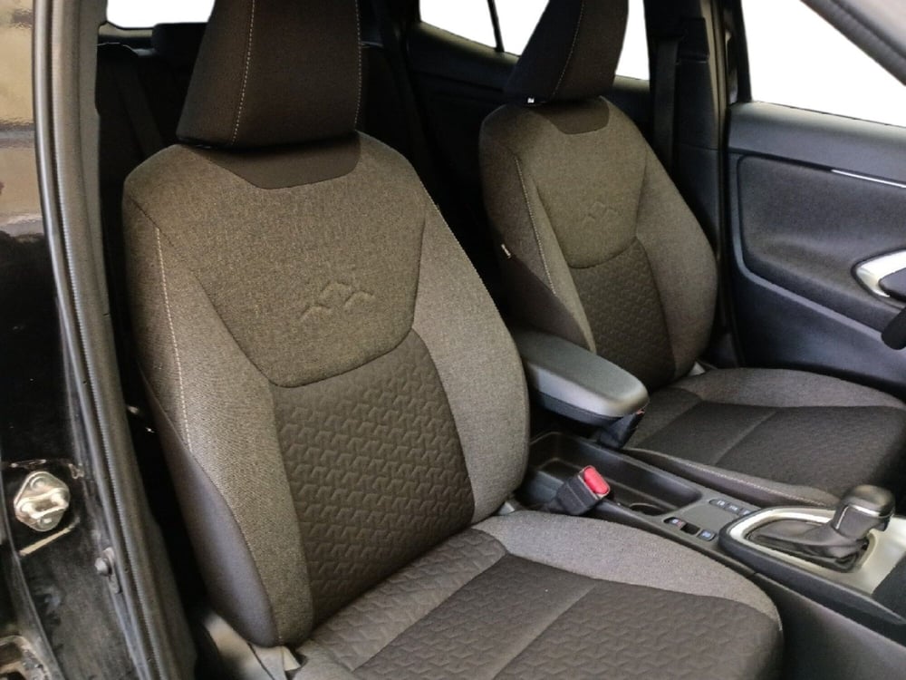 Toyota Yaris Cross usata a Milano (7)