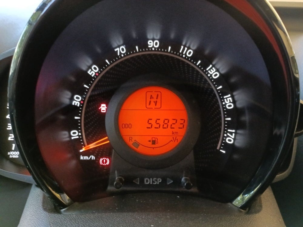 Toyota Aygo usata a Milano (13)