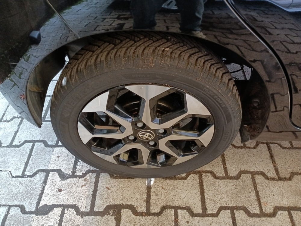 Toyota Aygo usata a Milano (14)