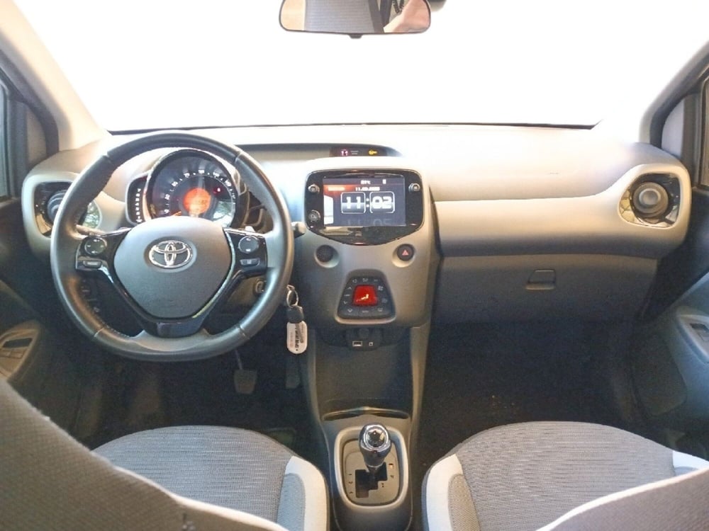 Toyota Aygo usata a Milano (9)
