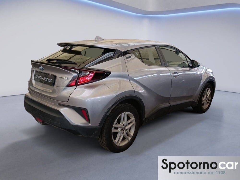 Toyota Toyota C-HR usata a Milano (19)
