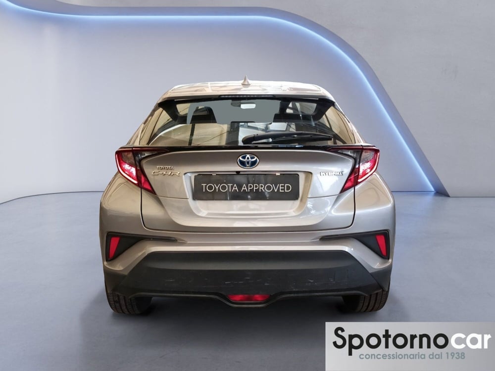 Toyota Toyota C-HR usata a Milano (4)