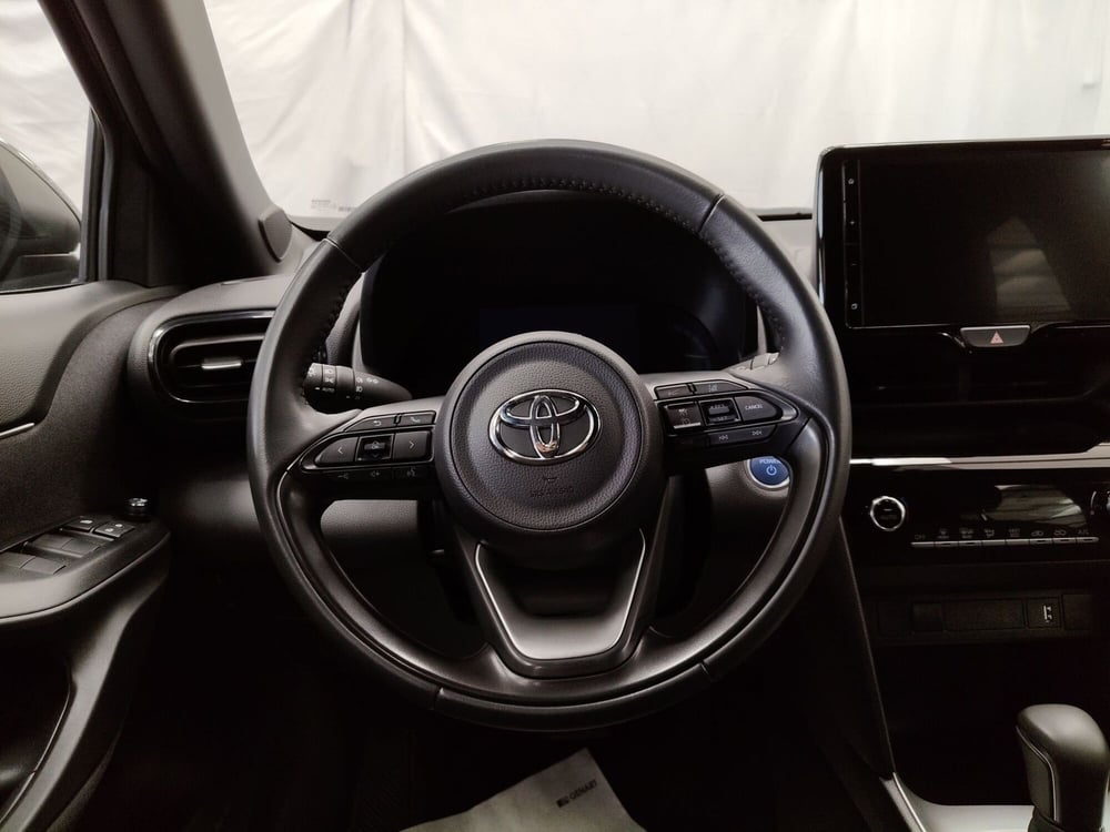 Toyota Yaris Cross usata a Roma (11)