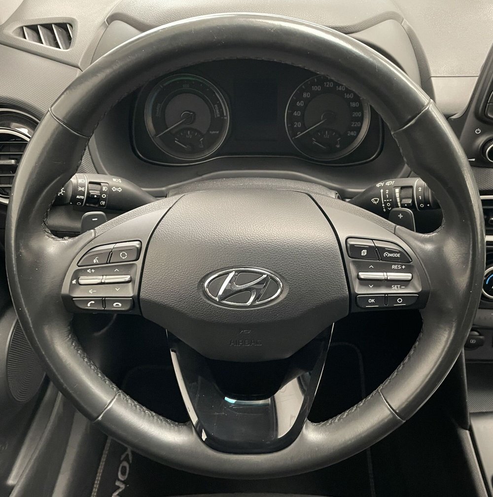 Hyundai Kona usata a Novara (14)