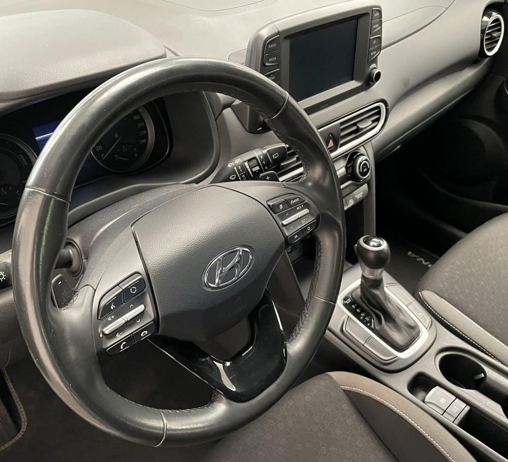 Hyundai Kona usata a Novara (17)