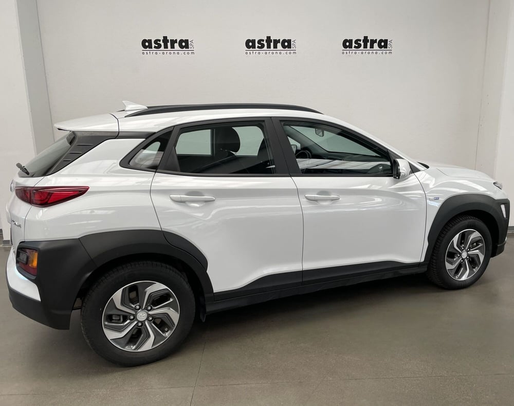 Hyundai Kona usata a Novara (4)