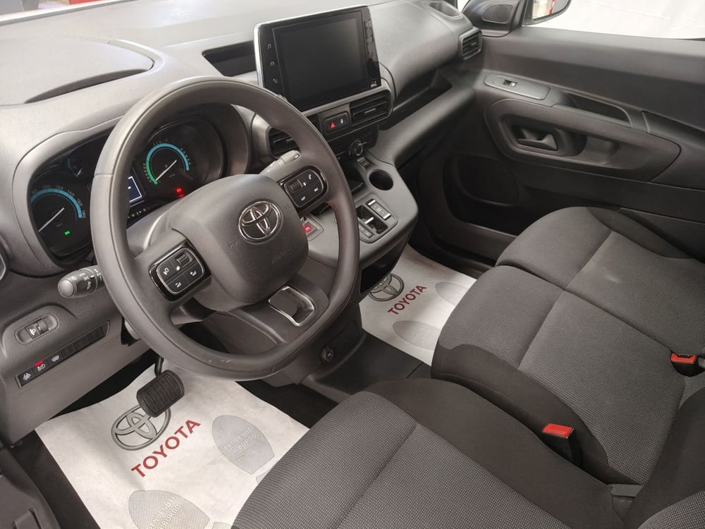 Toyota Proace City Electric usata a Roma (12)