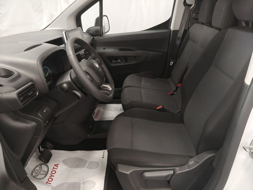 Toyota Proace City Electric usata a Roma (14)