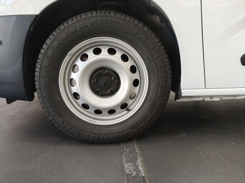 Toyota Proace City Electric usata a Roma (17)