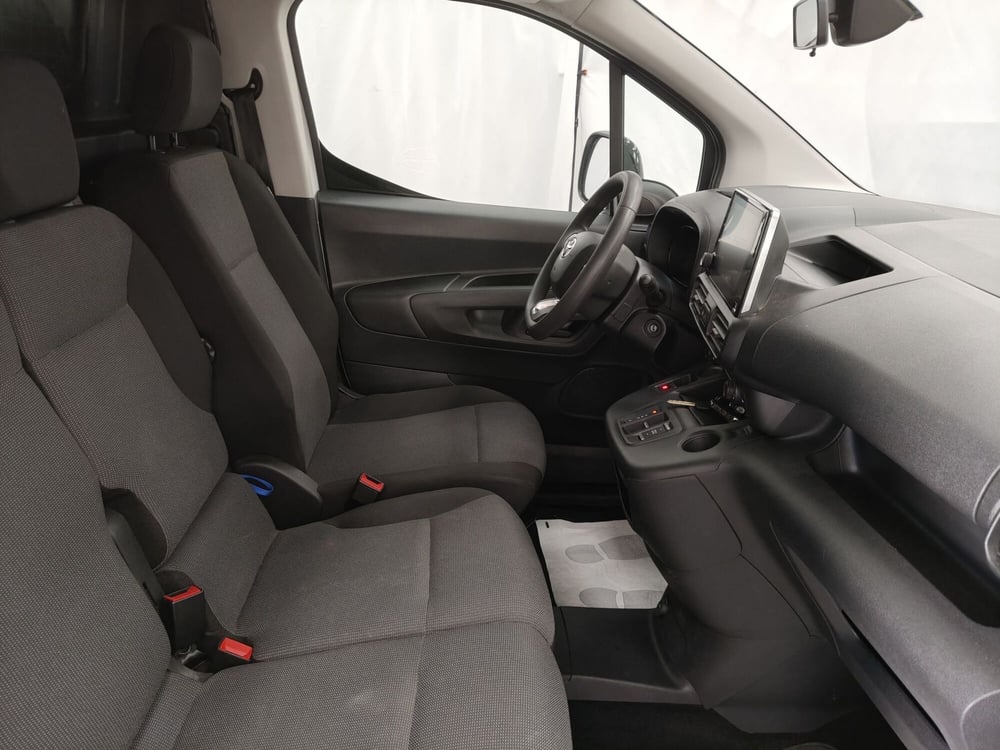 Toyota Proace City Electric usata a Roma (5)
