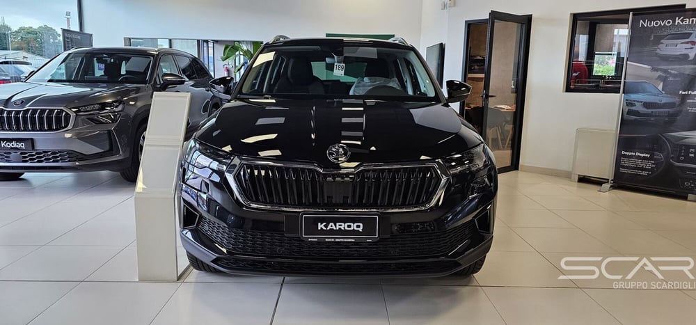 Skoda Karoq nuova a Livorno (8)