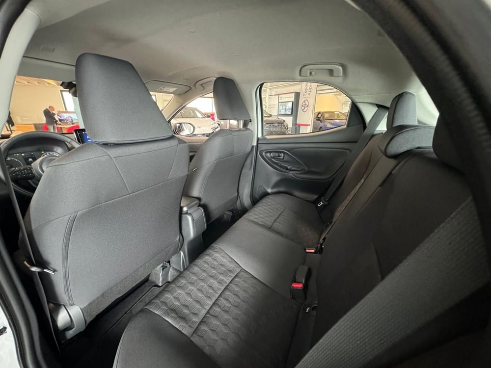 Toyota Yaris nuova a Modena (14)