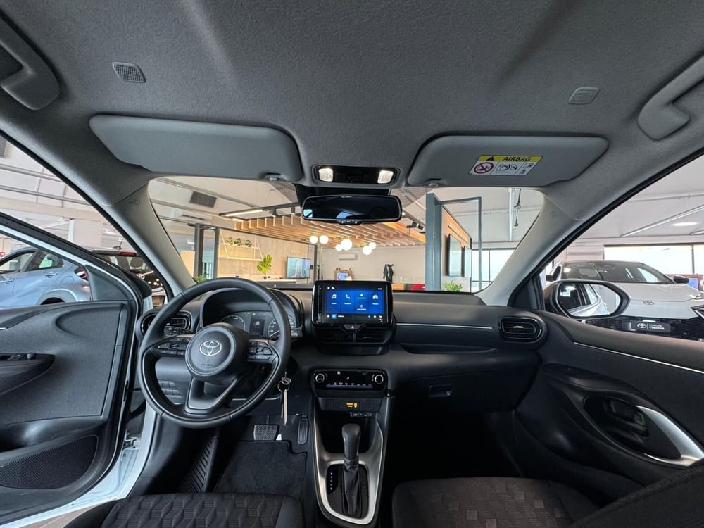 Toyota Yaris nuova a Modena (16)