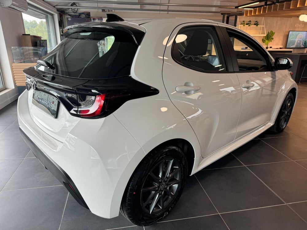 Toyota Yaris nuova a Modena (6)