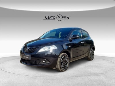 Lancia Ypsilon 1.0 FireFly 5 porte S&amp;S Hybrid Silver Plus del 2023 usata a Pisa
