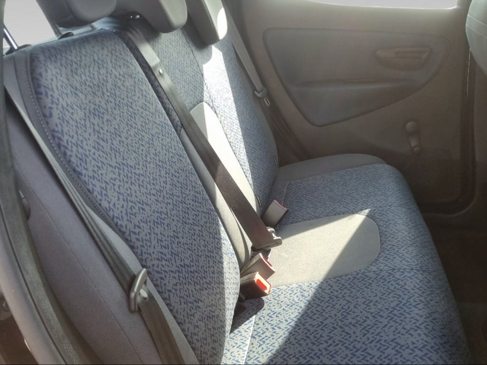 Lancia Ypsilon usata a Pisa (11)