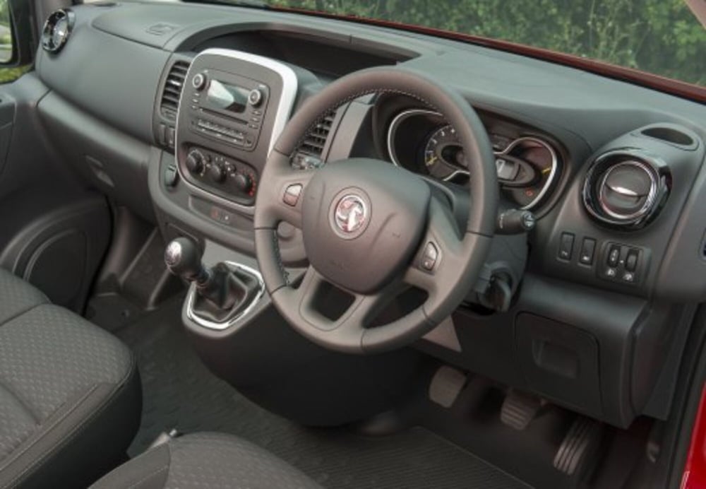 Opel Vivaro Furgone usata a Reggio Emilia (17)