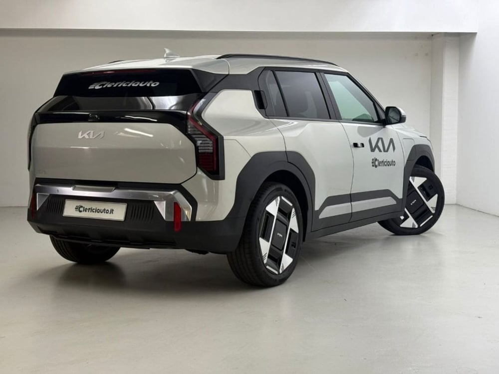 Kia EV3 nuova a Como (3)