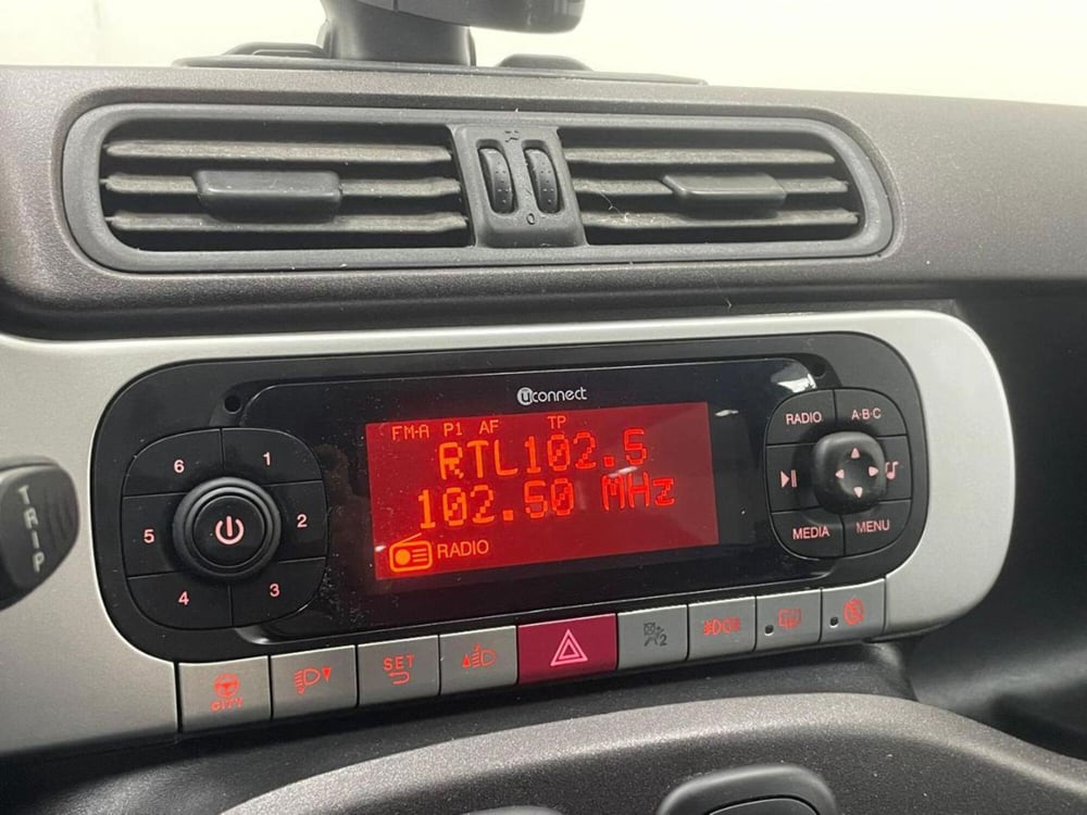 Fiat Panda Cross usata a Como (13)