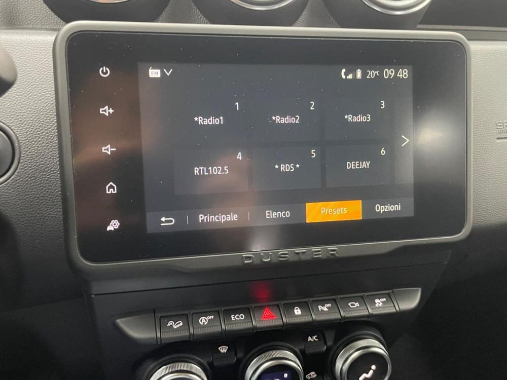 Dacia Duster usata a Como (13)