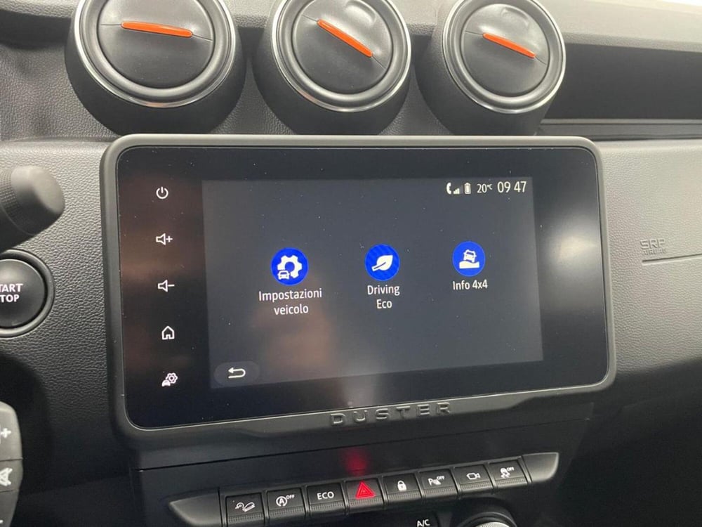 Dacia Duster usata a Como (15)
