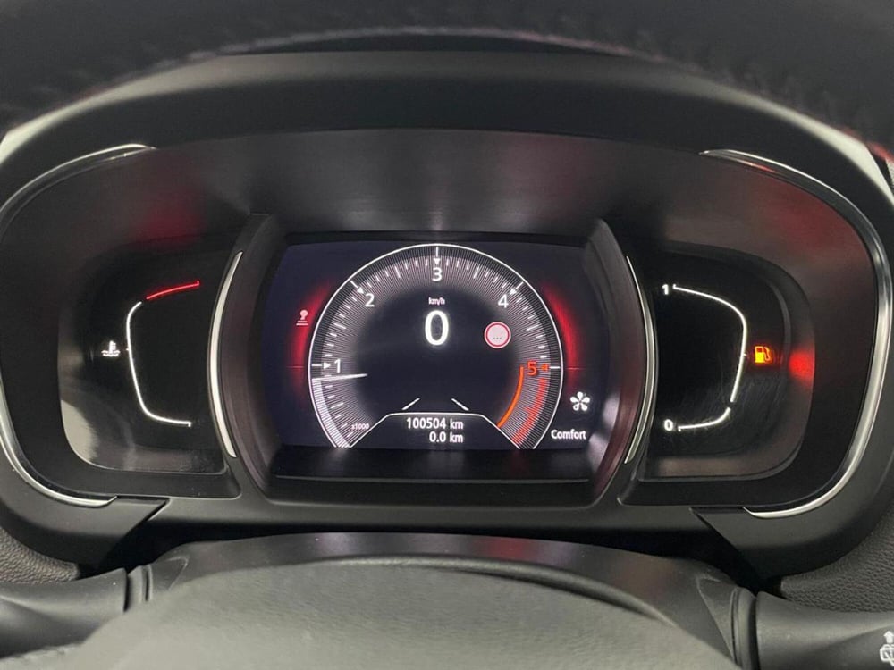 Renault Grand Scénic usata a Como (11)