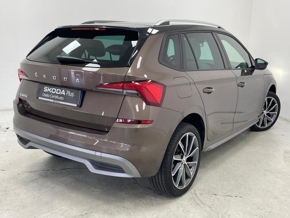 Skoda Kamiq usata a Como (2)