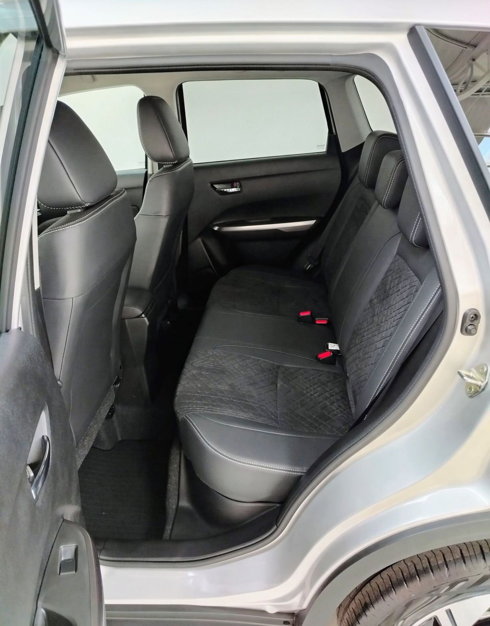 Suzuki Vitara nuova a Rovigo (6)