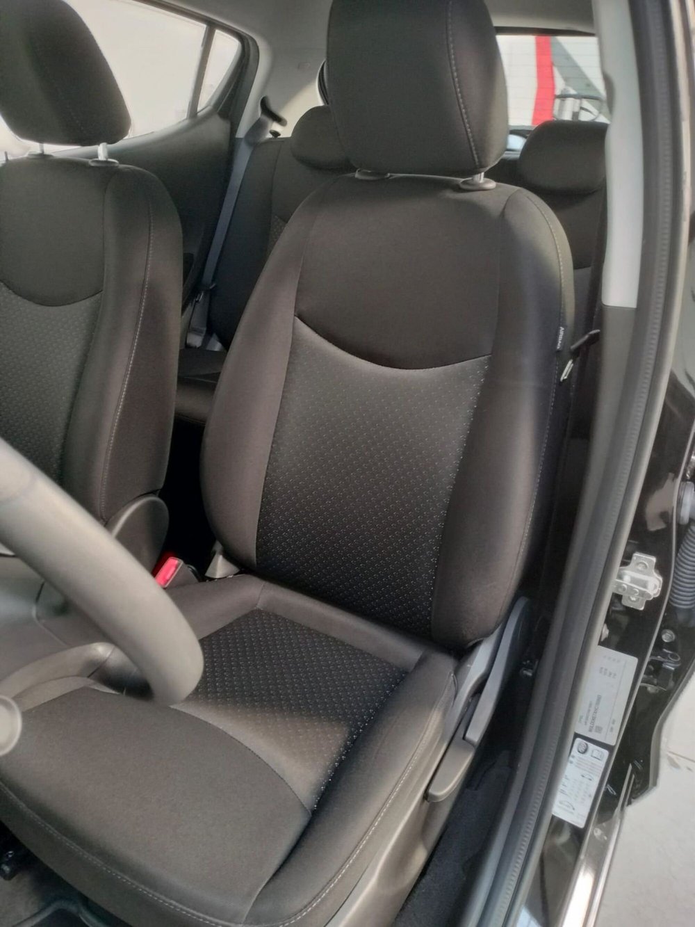 Opel Karl usata a Rovigo (9)
