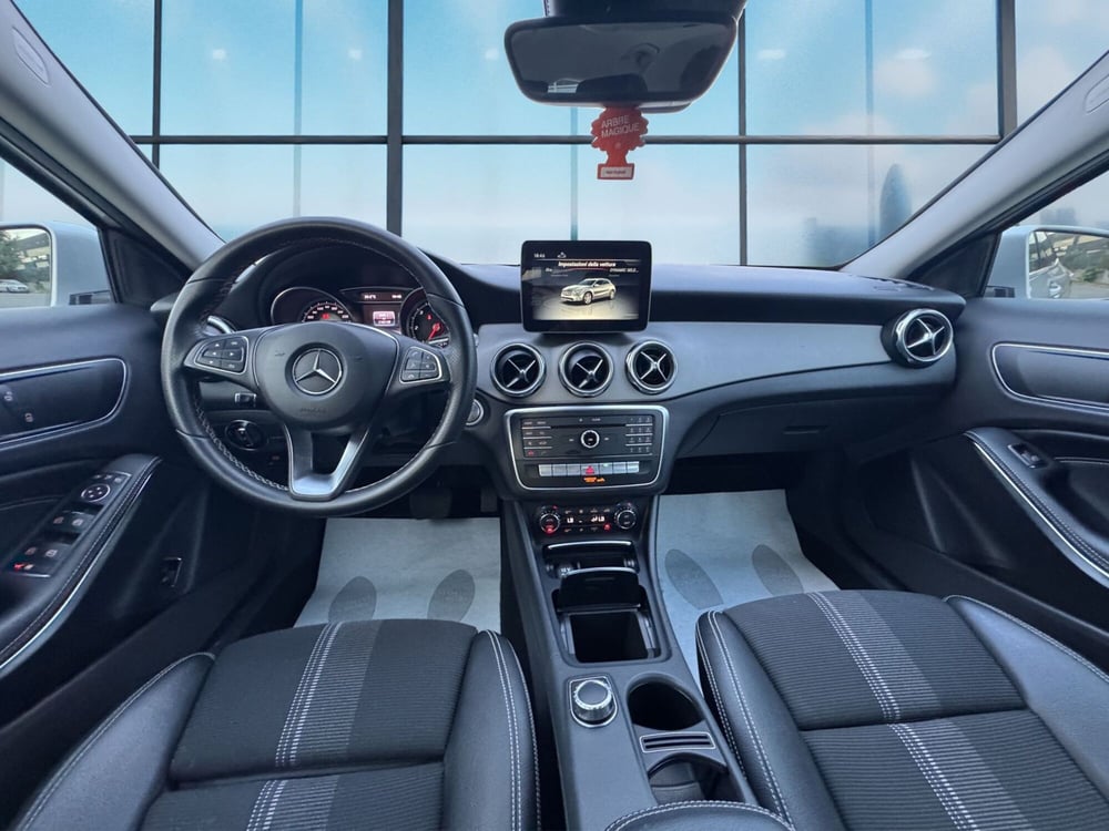 Mercedes-Benz GLA SUV usata a Cosenza (14)