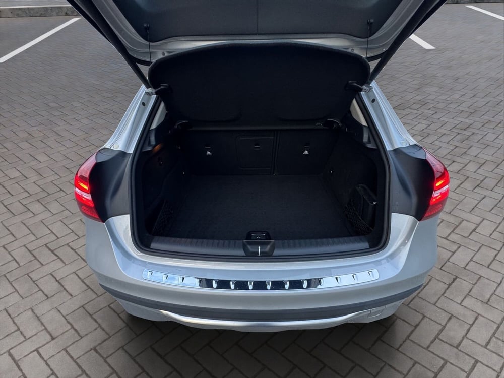 Mercedes-Benz GLA SUV usata a Cosenza (20)