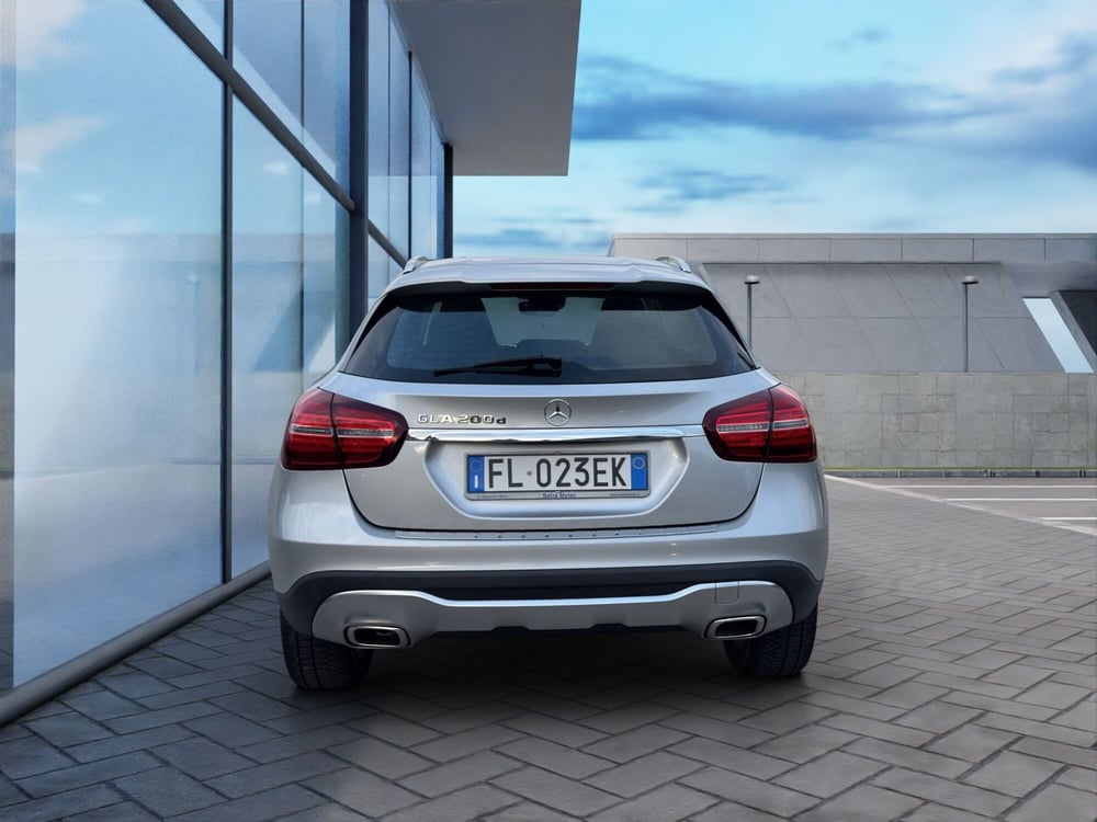 Mercedes-Benz GLA SUV usata a Cosenza (5)