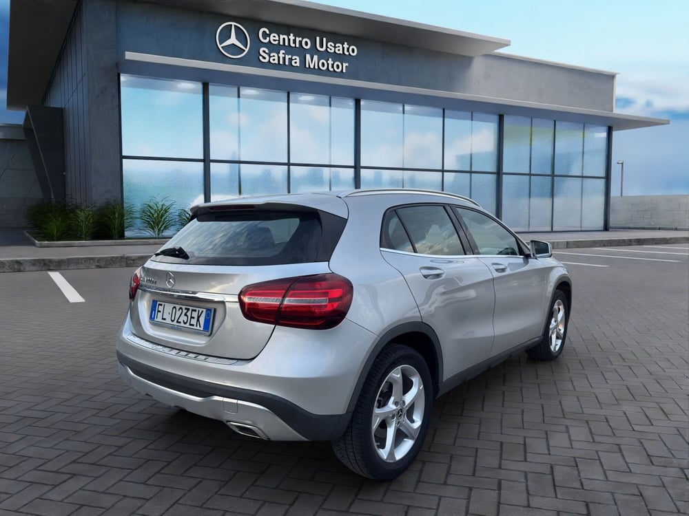 Mercedes-Benz GLA SUV usata a Cosenza (6)