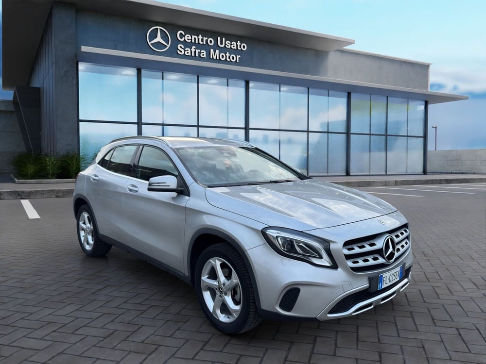 Mercedes-Benz GLA SUV usata a Cosenza (8)