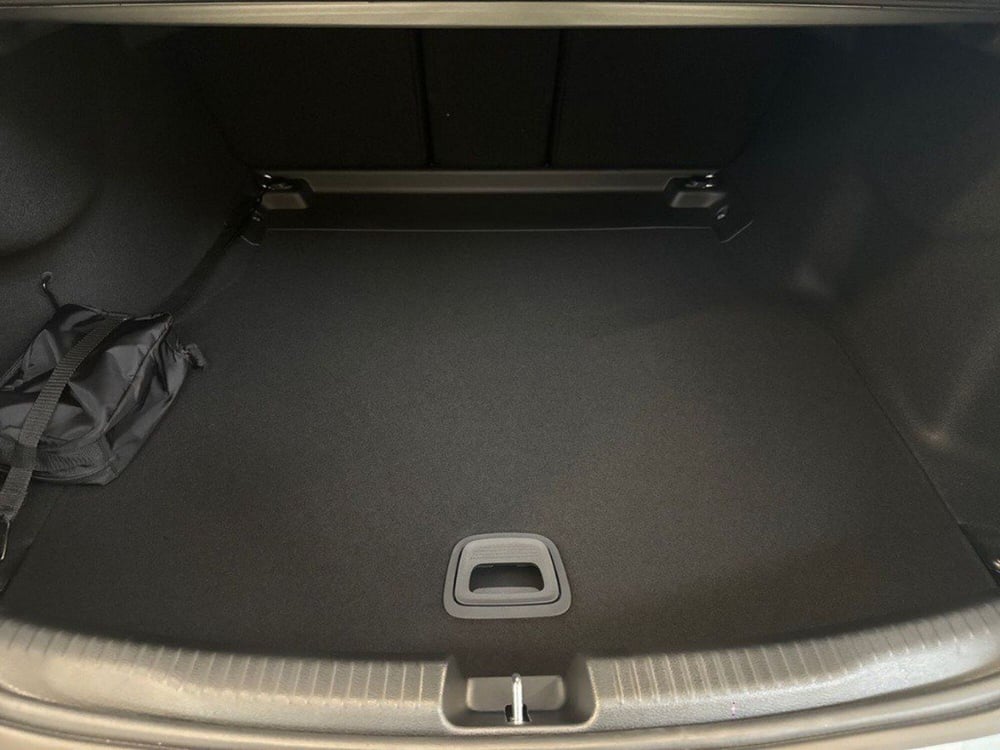 Mercedes-Benz Classe C nuova a Rimini (7)