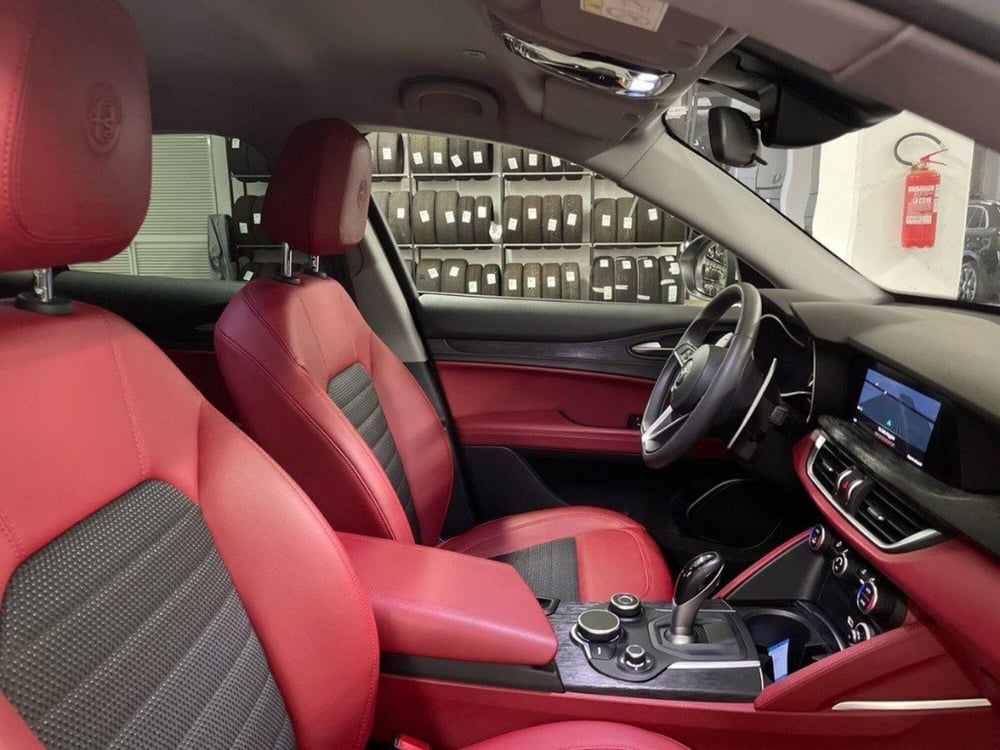 Alfa Romeo Stelvio usata a Macerata (14)