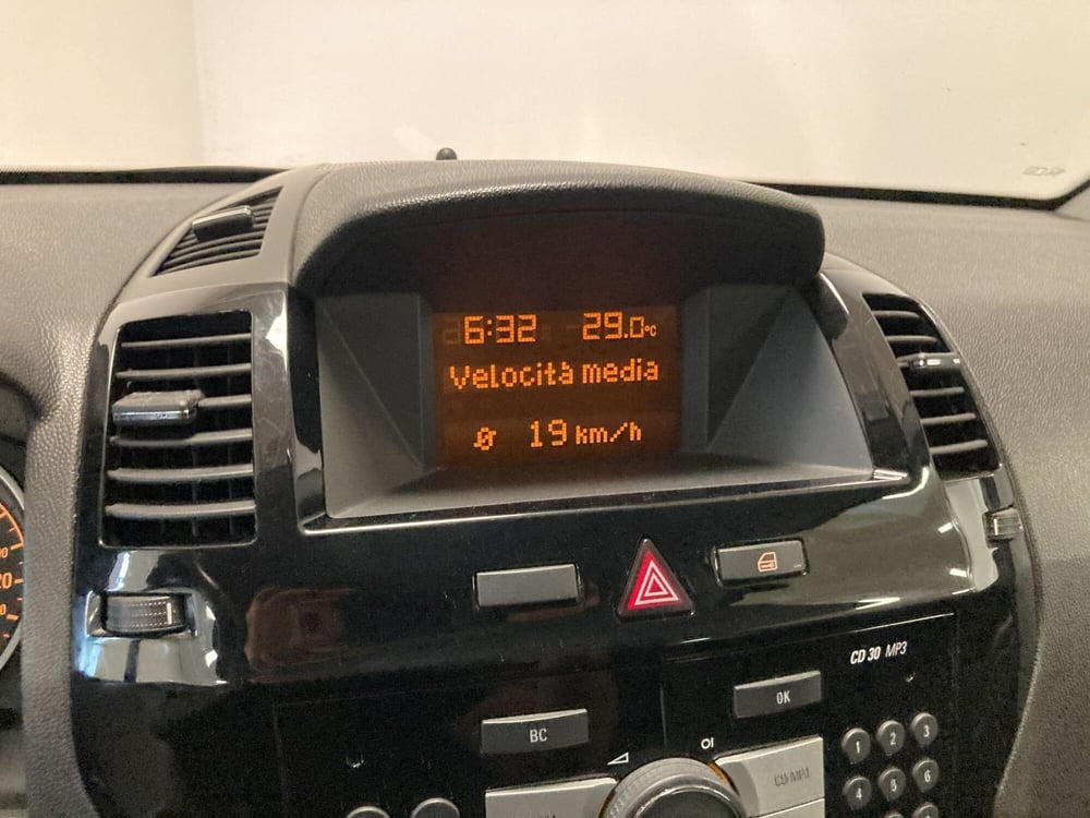 Opel Zafira usata a Torino (13)