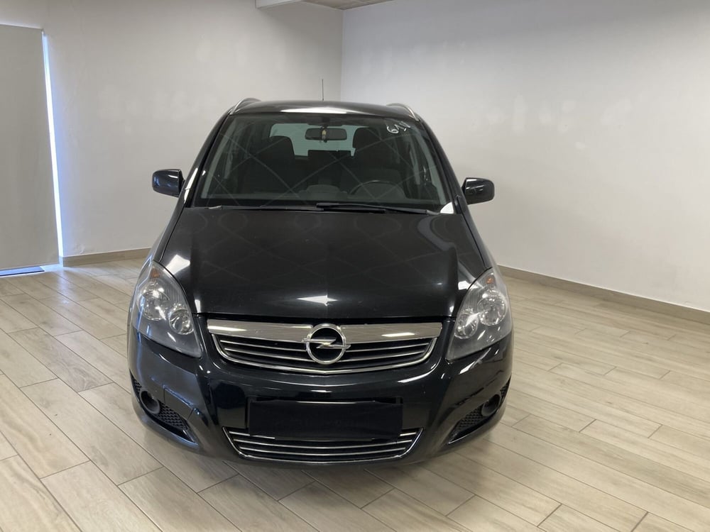 Opel Zafira usata a Torino (2)