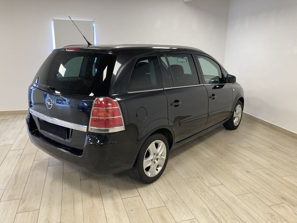 Opel Zafira usata a Torino (6)