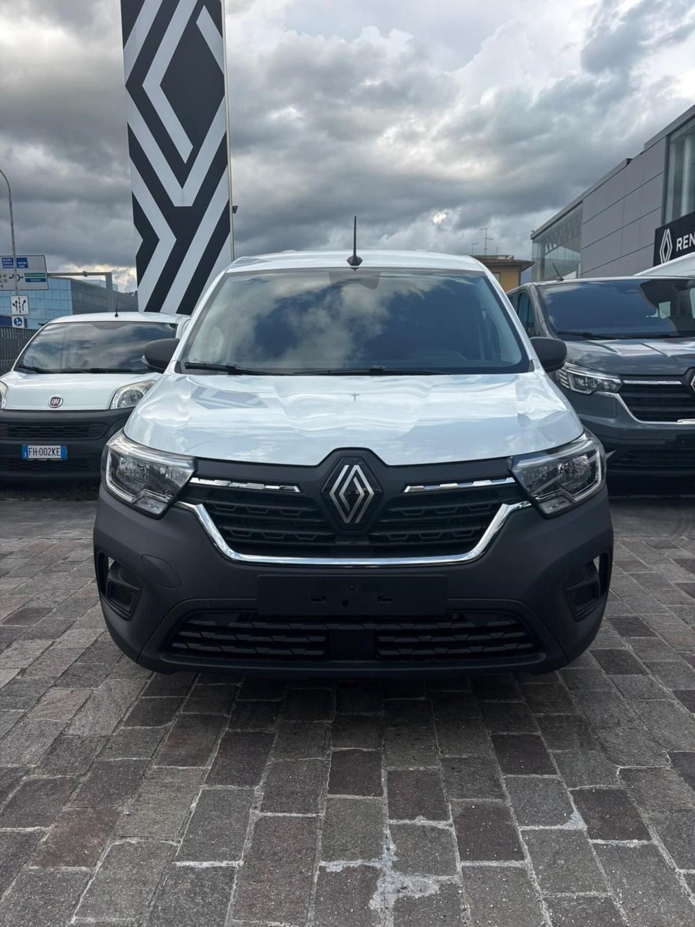 Renault Kangoo nuova a Treviso (3)